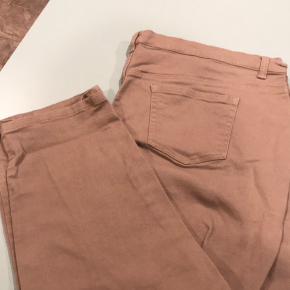 Gloria Vanderbilt Jeans - Picture 3 of 8